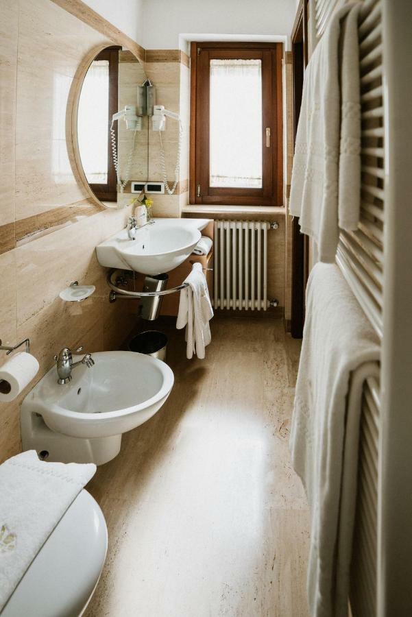 La Piazzetta Rooms & Breakfast Роккаразо Екстер'єр фото